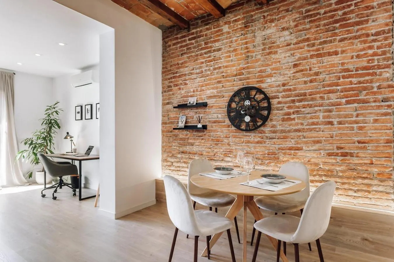 バルセロナCasa Del Solアパートメント 0*, バルセロナ